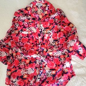 Express Portofino blouse. Floral Print